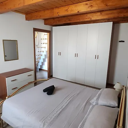 A Due Passi Dal Mare *